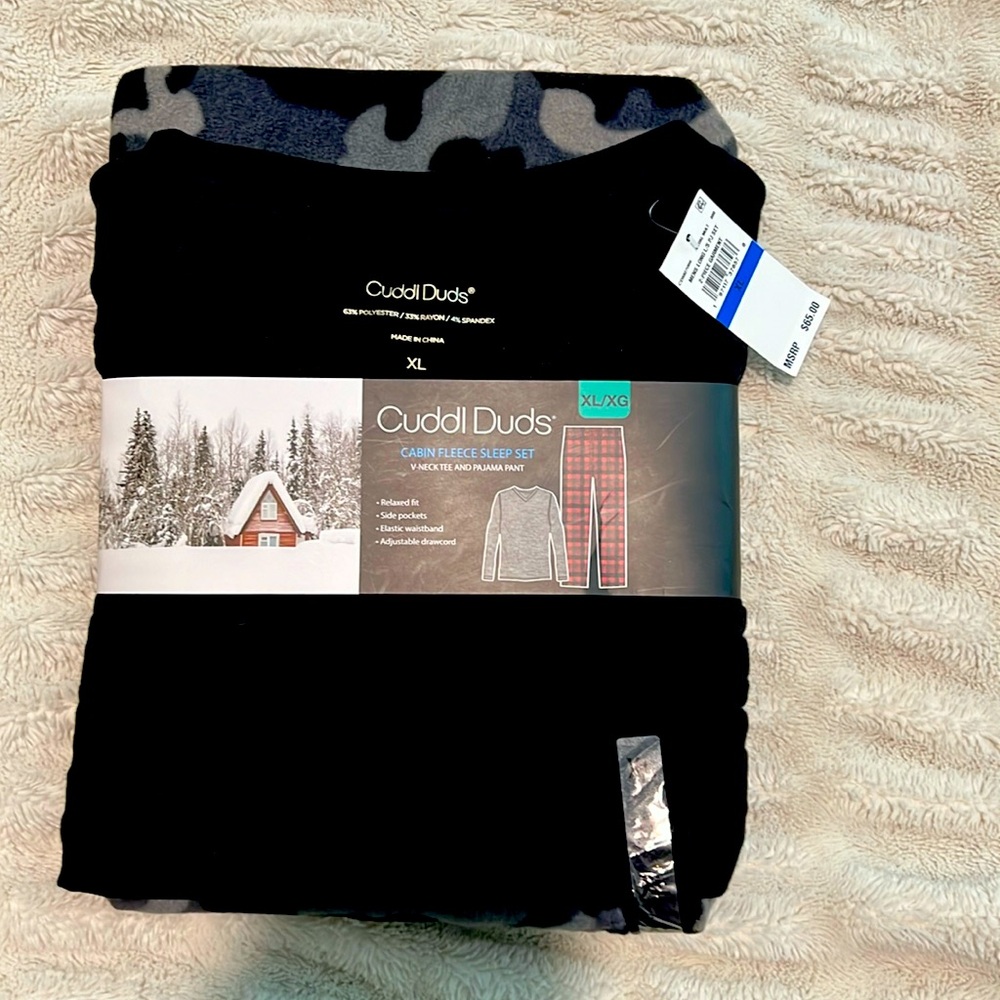 XL men’s Cuddl Duds Cabin Fleece Sleep Set New black and black camo pajama set